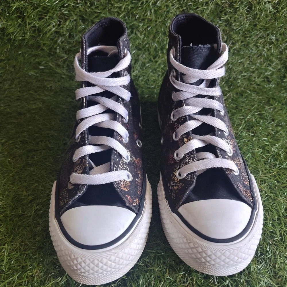 Converse all stars